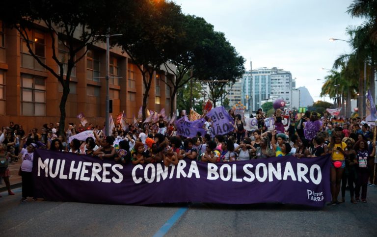 Mulheres convocam manifestações neste sábado por ‘Bolsonaro nunca