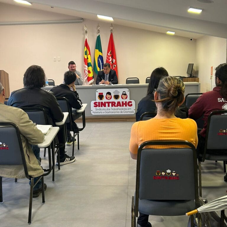 Trabalhadores e trabalhadoras da hotelaria e gastronomia de Gramado aprovam pauta da Campanha Salarial 2025